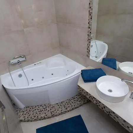 Apartament 3 Jakuzzi New